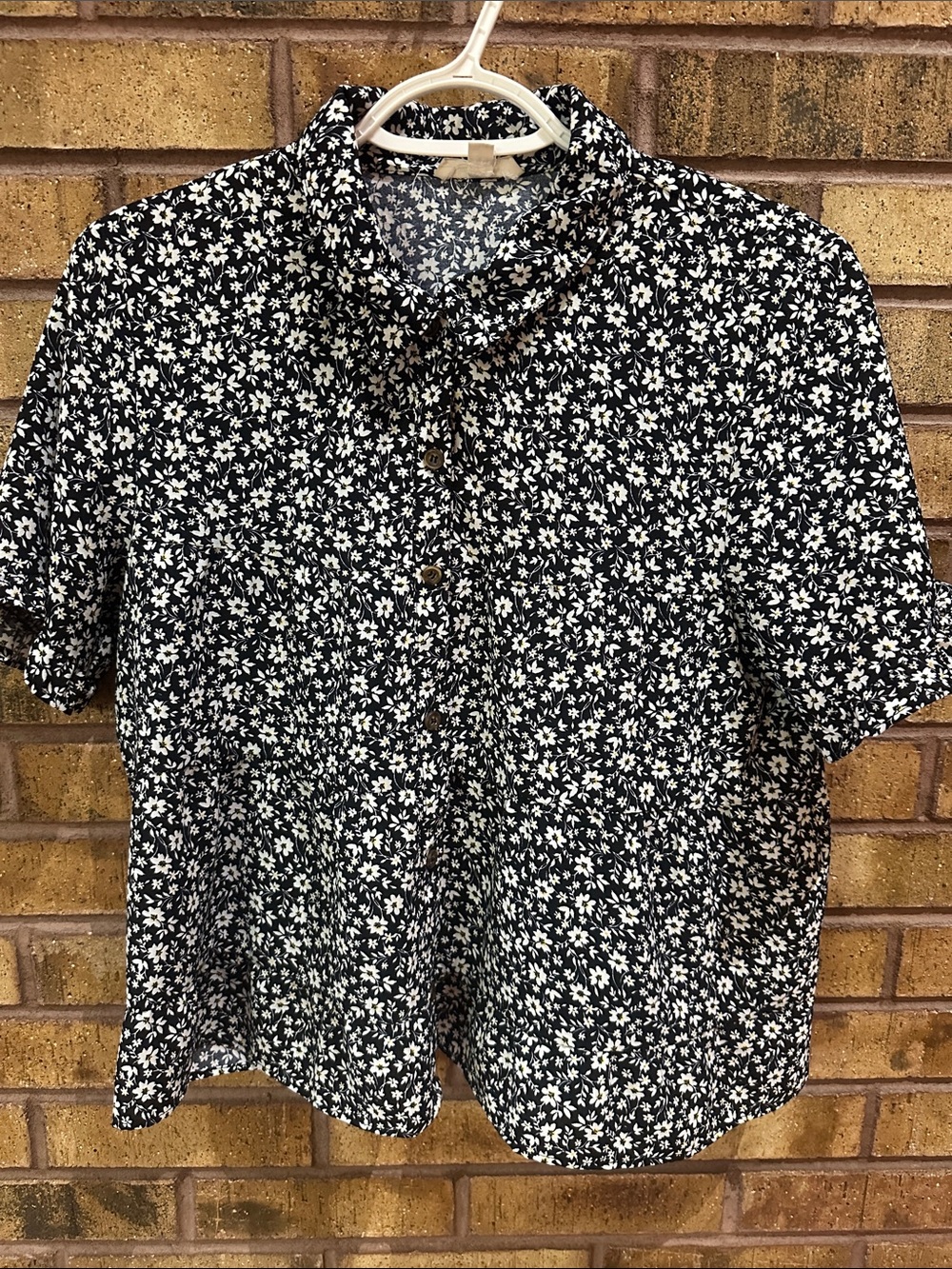 Moa Moa Black and White Floral Button-Down Top